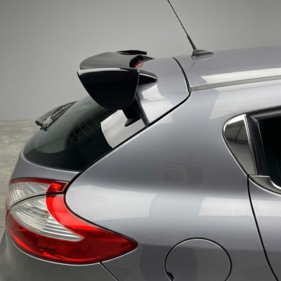 Renault Megane 3 Üniversal Spoiler  BOYASIZ (Plastik)