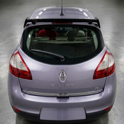 Renault Megane 3 Üniversal Spoiler  BOYASIZ (Plastik)